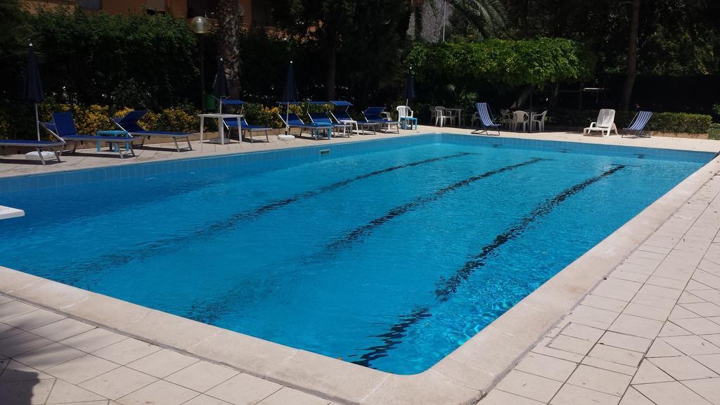 Case Vacanza Cleotto Hotel Palermo Buitenkant foto