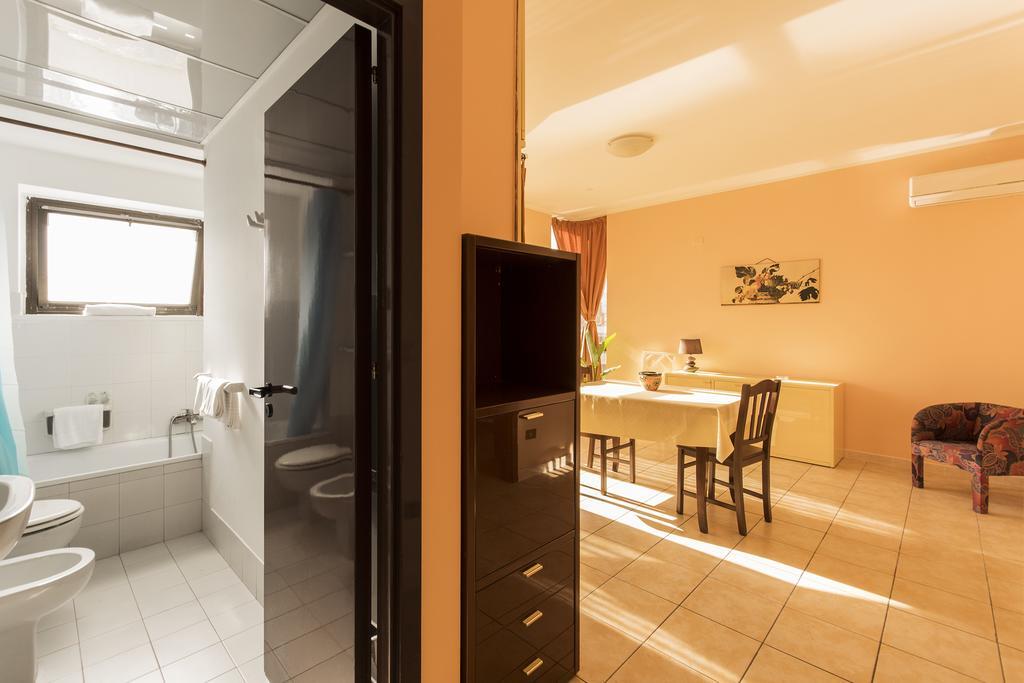 Case Vacanza Cleotto Hotel Palermo Kamer foto
